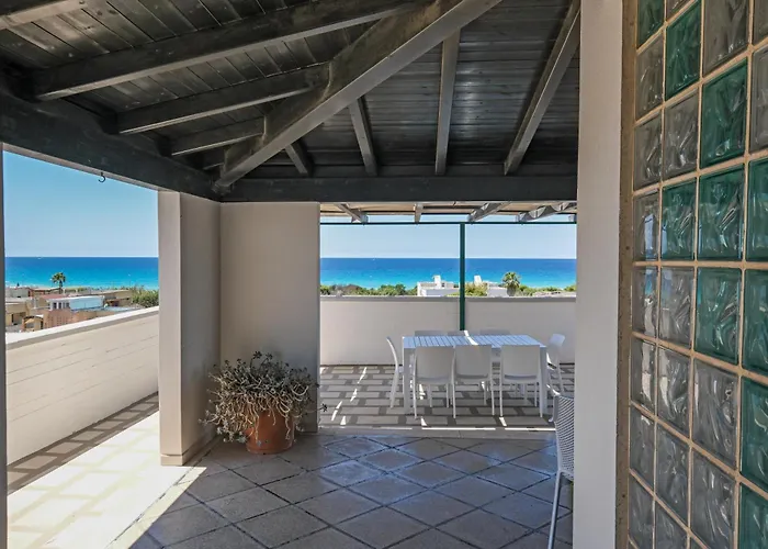 Sea View Penthouse-attico Appartamento